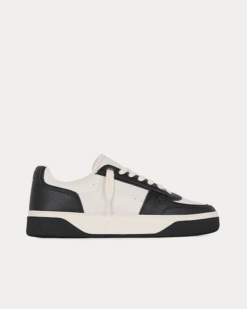 Gold Star Black Sneaker
